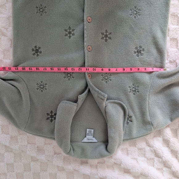 Northern Reflections Women's Embroidery Snowflake Cardigan - Light Gray - Picture 5 of 6